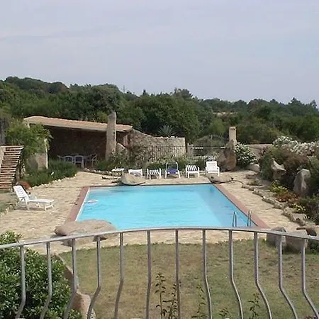 Al/1 Con Piscina Immersa Nel Verde Tempio Pausania