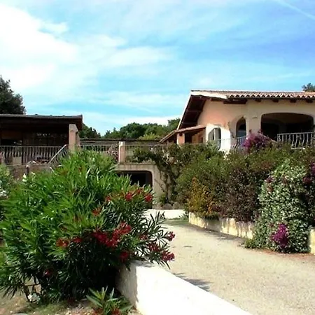Villa Al/1 Con Piscina Immersa Nel Verde Tempio Pausania